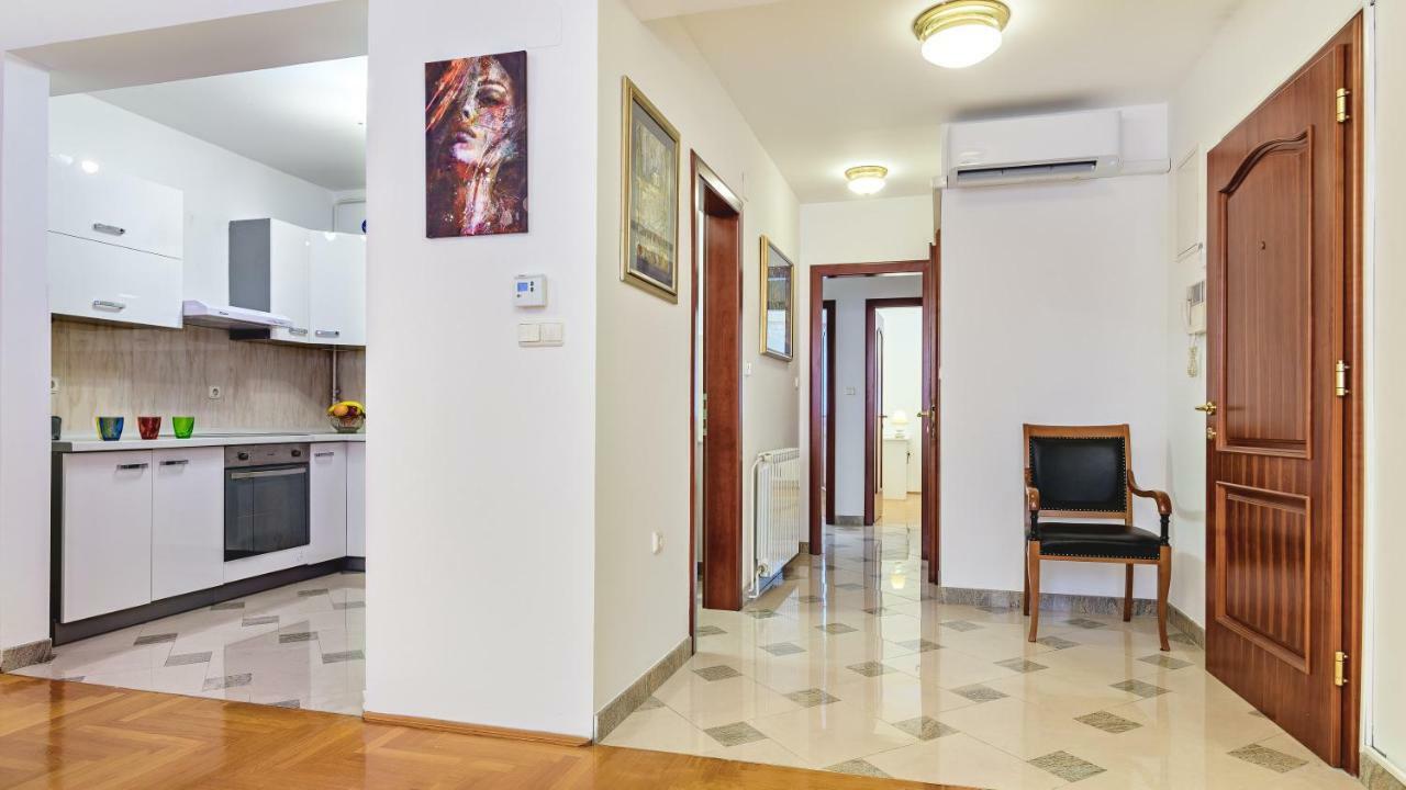 Central Apartment Smiley - Free Parking Zagabria Esterno foto